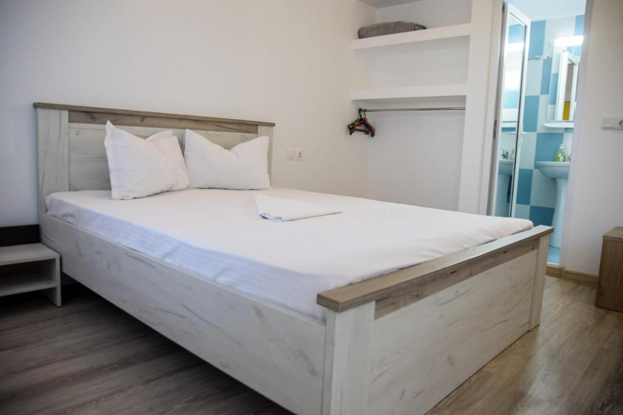 Vila Cata Costinesti Hotel Bagian luar foto